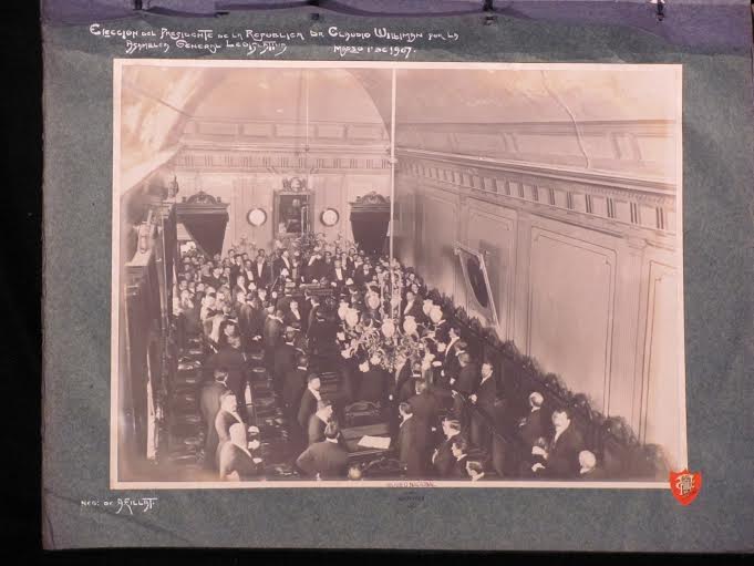 Asunci&oacute;n de la Presidencia de Claudio Williman en 1907, con presencia de los legisladores.