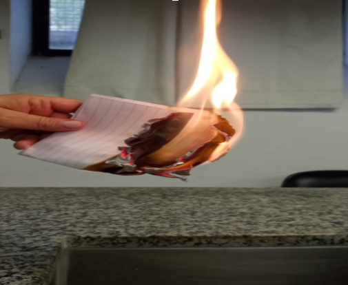 papel quemado