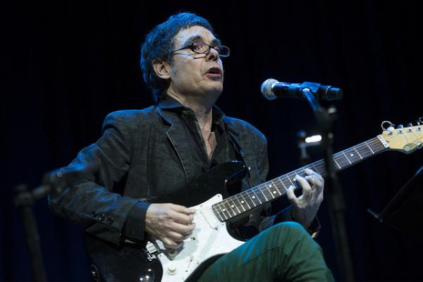Fernando Cabrera dando un recital.