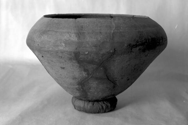Cerámica indígena: urna funeraria