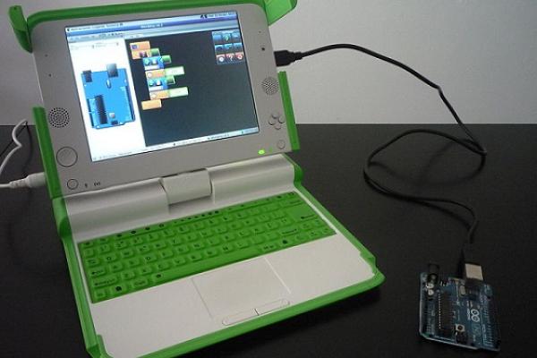 Imagen de una computadora XO