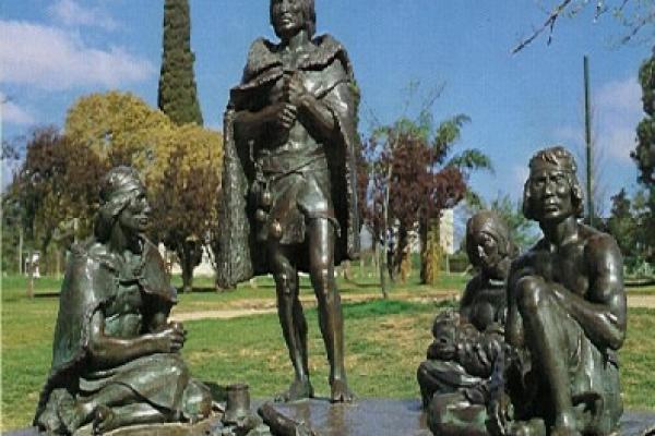 Monumento a los charrúas realizado por Edmundo Prati, Gervasio Furest Muñoz  y Enrique Lussich.
