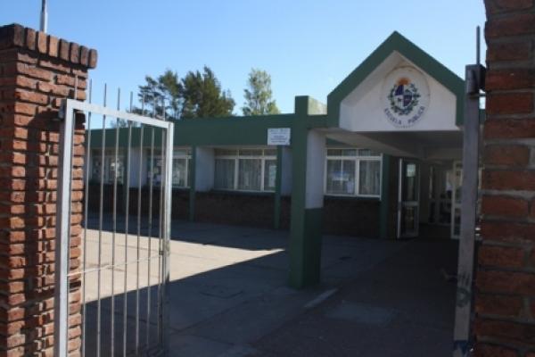 Escuela pública uruguaya
