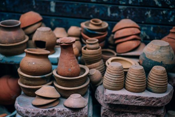 Fotografía de piezas de cerámica