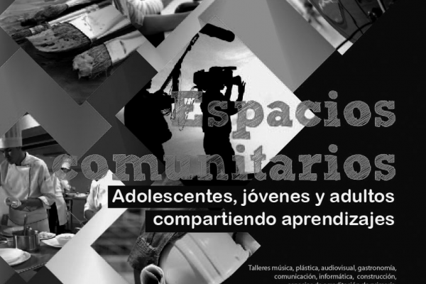 Adolescentes, jóvenes y adultos compartiendo aprendizajes.
