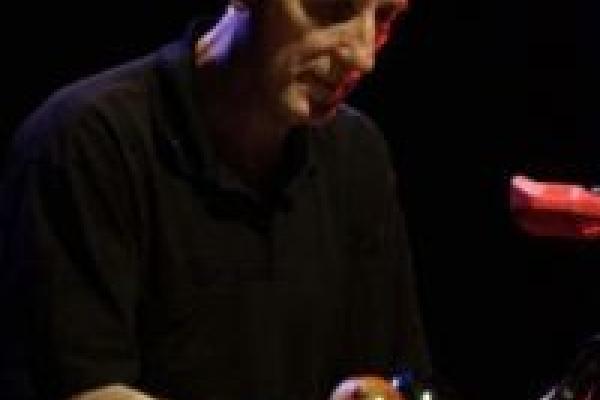 Mario Ipuche percusionista