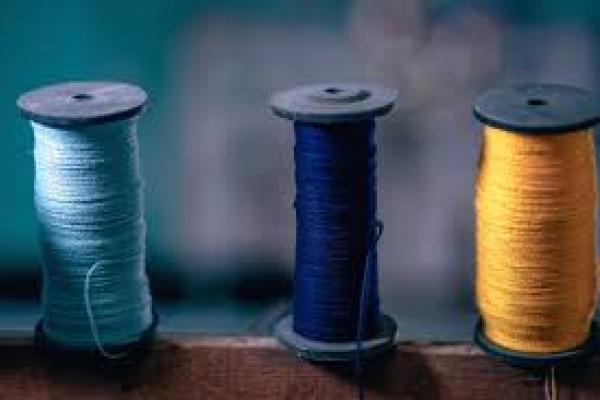 3 hilos de coser