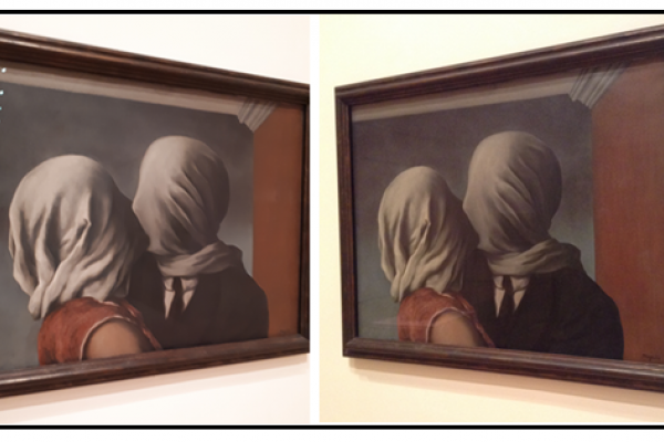 Imagen en espejo de la obra Los amantes de Magritte