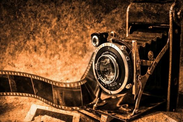 Imagen de una cámara antigua de fotografía