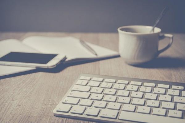 Planificación: computadora, cuaderno, lápiz