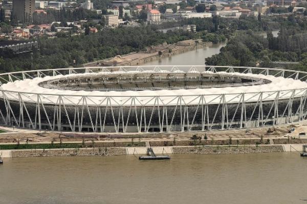 imagen aérea del estadio de atletismo de Budapest