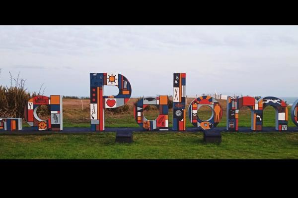Letras pintadas con inspiración de Torres García