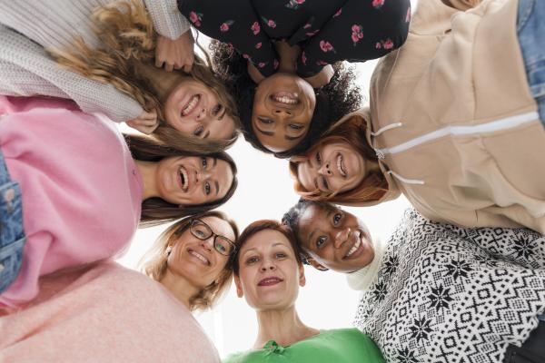 Mujeres en círculo