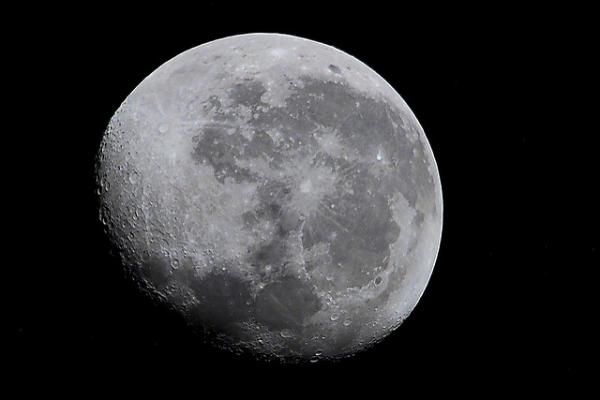 Compañera de la Tierra: la Luna