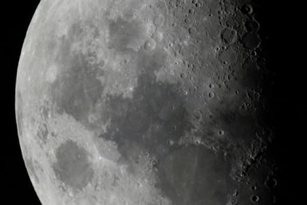 Actividad a distancia: Simulando con la Luna