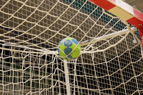 ¿Cuánto saben de Handball? Explorando los pases y lanzamientos del juego