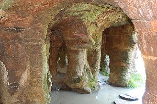 El agua como agente erosivo en las Grutas del Palacio