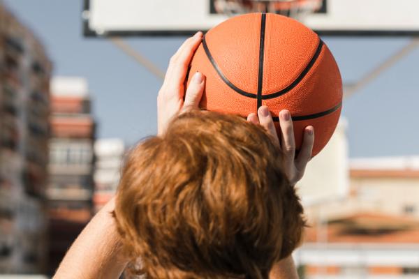 Los deportes colectivos: El básquetbol