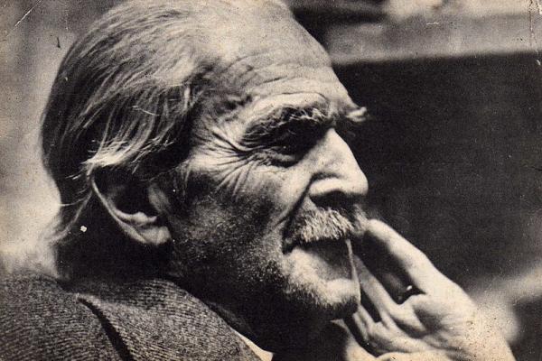 Un paseo entre las esculturas: José Belloni