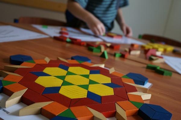 Tangram: cubriendo superficies