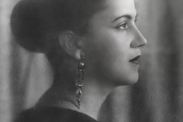 Descubre a la mujer misteriosa