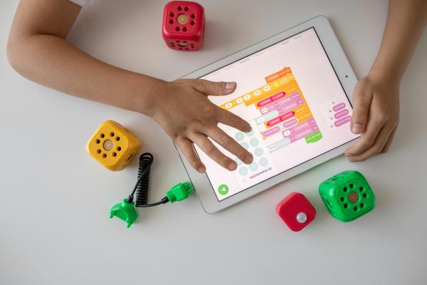 Scratch - Interfaz Gráfica y Estructuras de Control