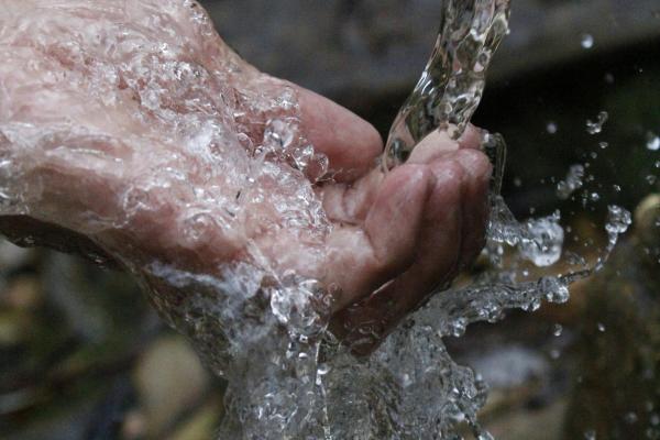 El agua, un derecho vital