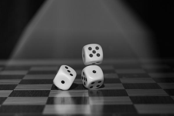 Un juego que no es un juego - Violencia escolar y redes sociales