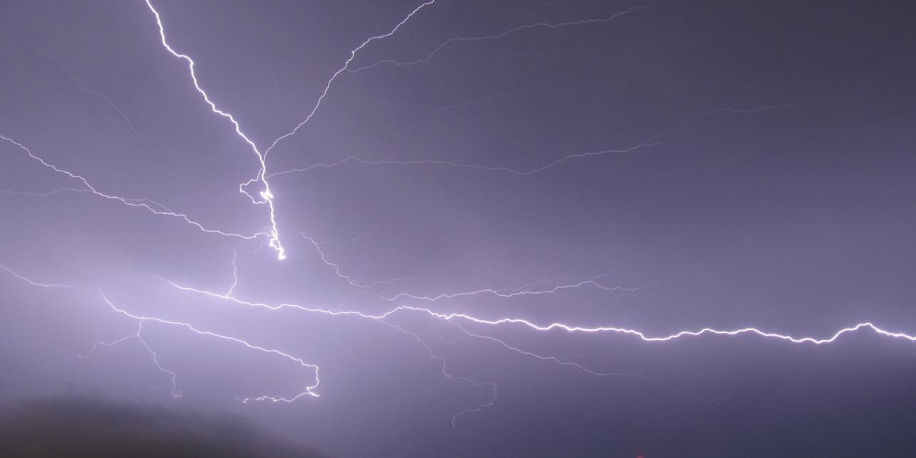 Tormentas, rayos y truenos