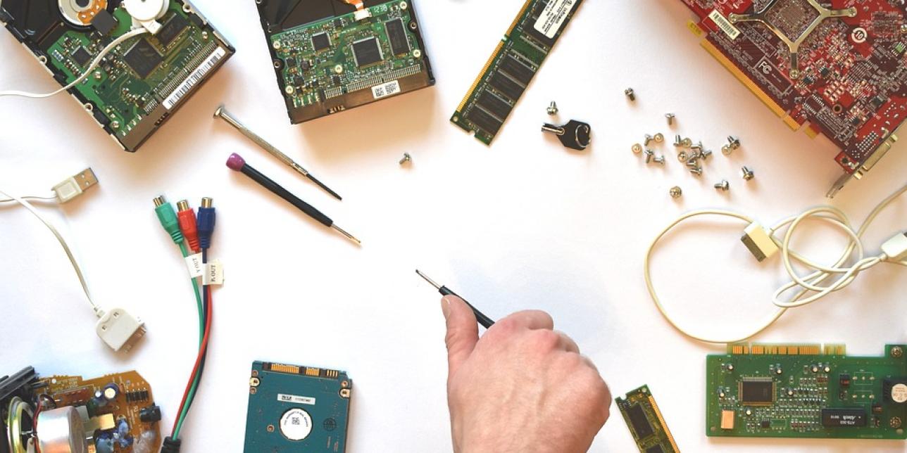 Se mira y se toca. El hardware de una computadora