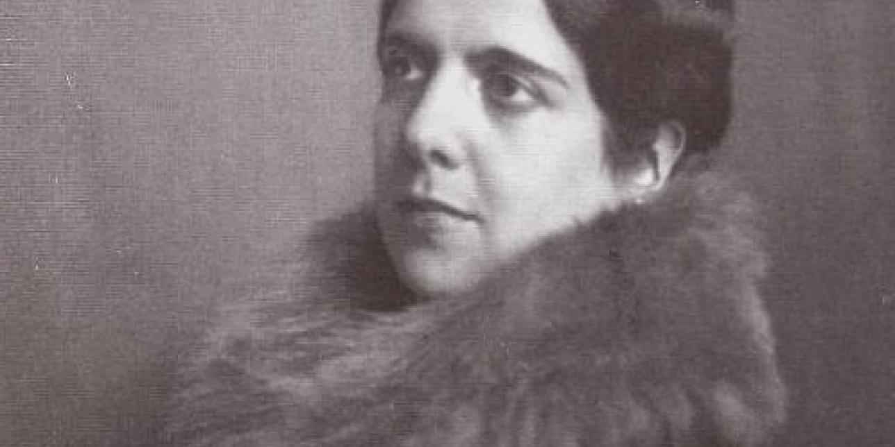Creando historias de la mano de Petrona Viera.